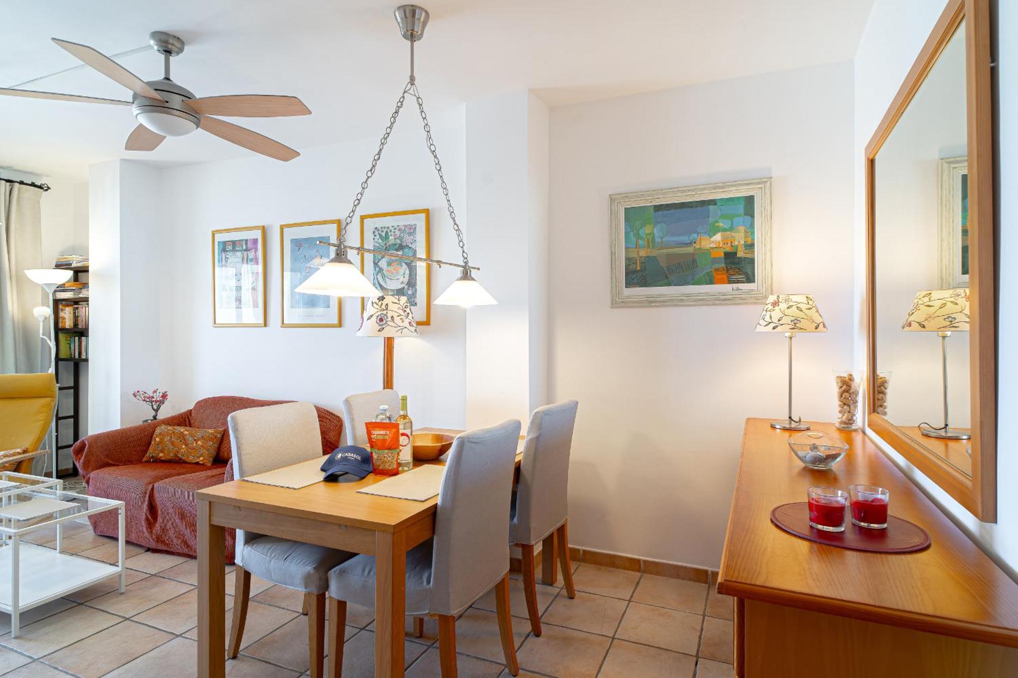 Carabeo Getaway 2000 By Casasol Apartment *