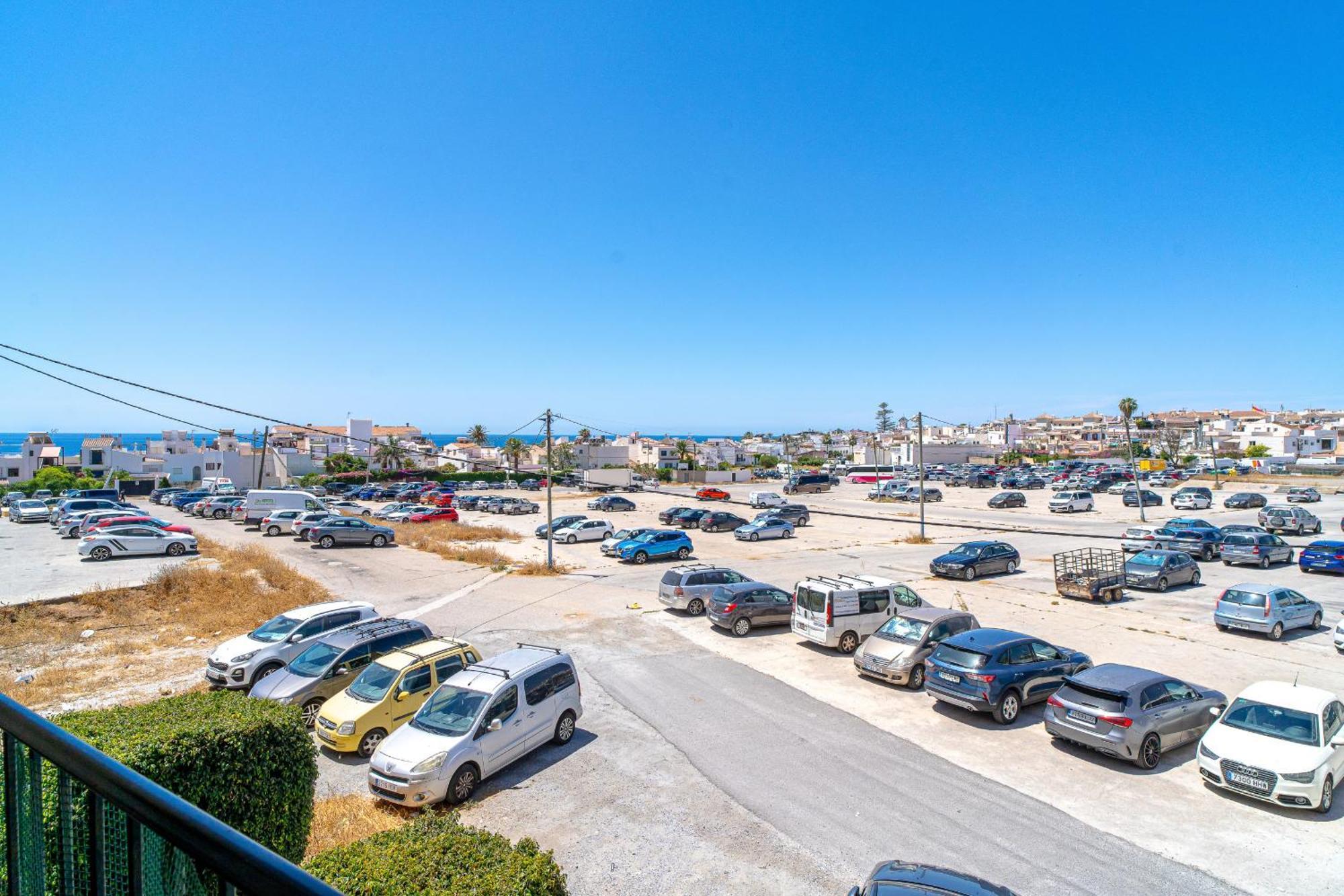 Carabeo Getaway 2000 By Casasol Apartment